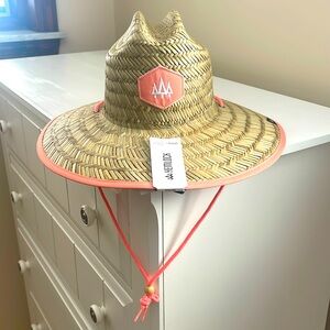 NWT Hemlock Straw Hat
